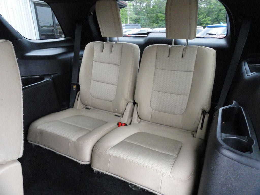 2016 Ford Explorer Image 13