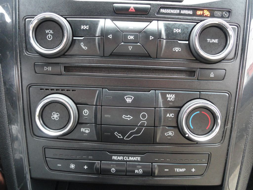 2016 Ford Explorer Image 23