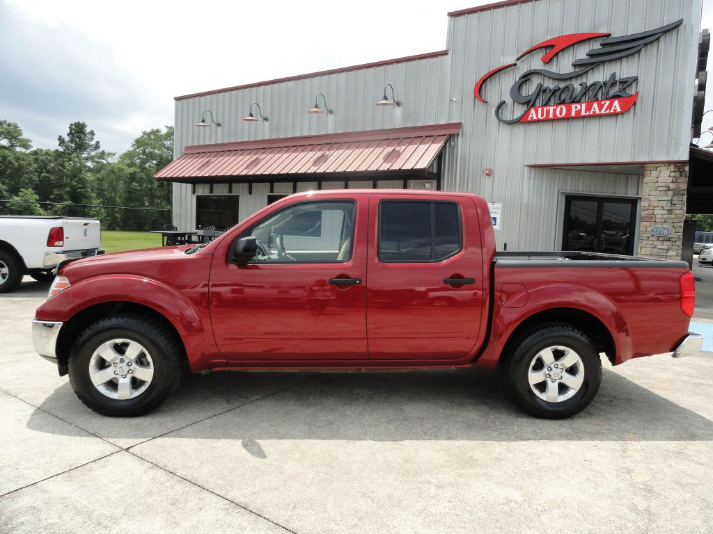 2010 Nissan Frontier Image 3