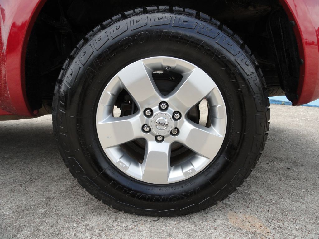 2010 Nissan Frontier Image 18