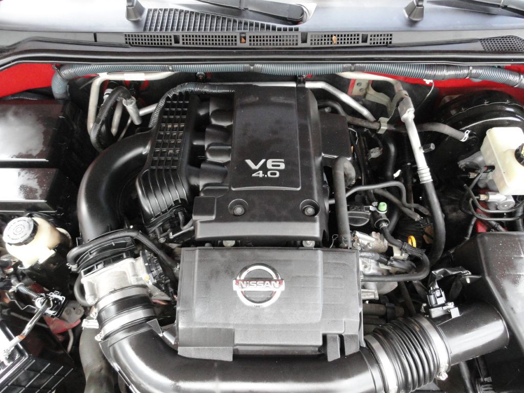 2010 Nissan Frontier Image 22