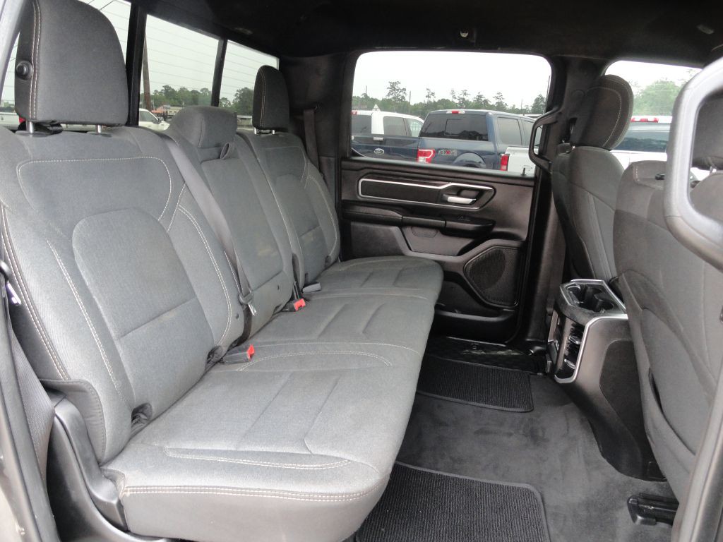 2022 RAM 1500 Image 7