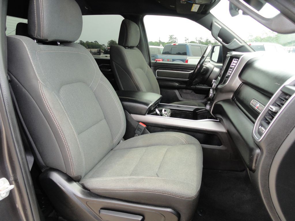 2022 RAM 1500 Image 8