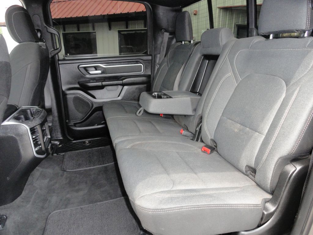 2022 RAM 1500 Image 10
