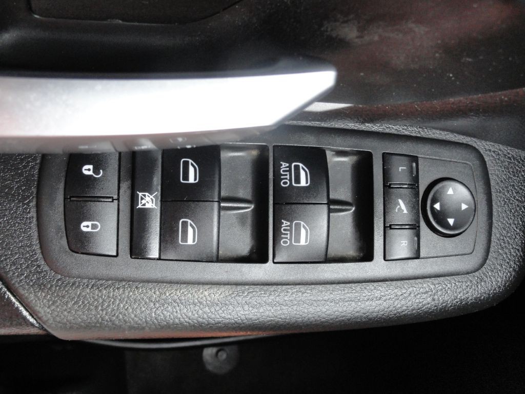 2022 RAM 1500 Image 37