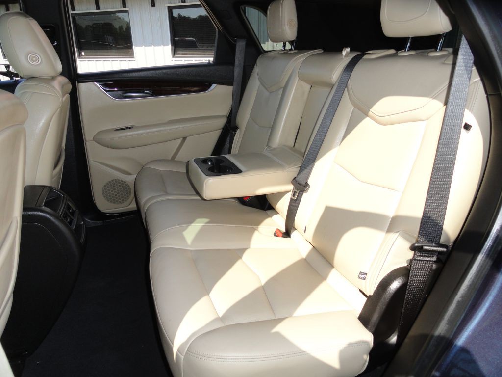 2019 Cadillac XT5 Image 9