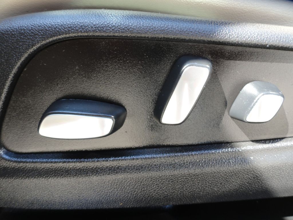 2019 Cadillac XT5 Image 28