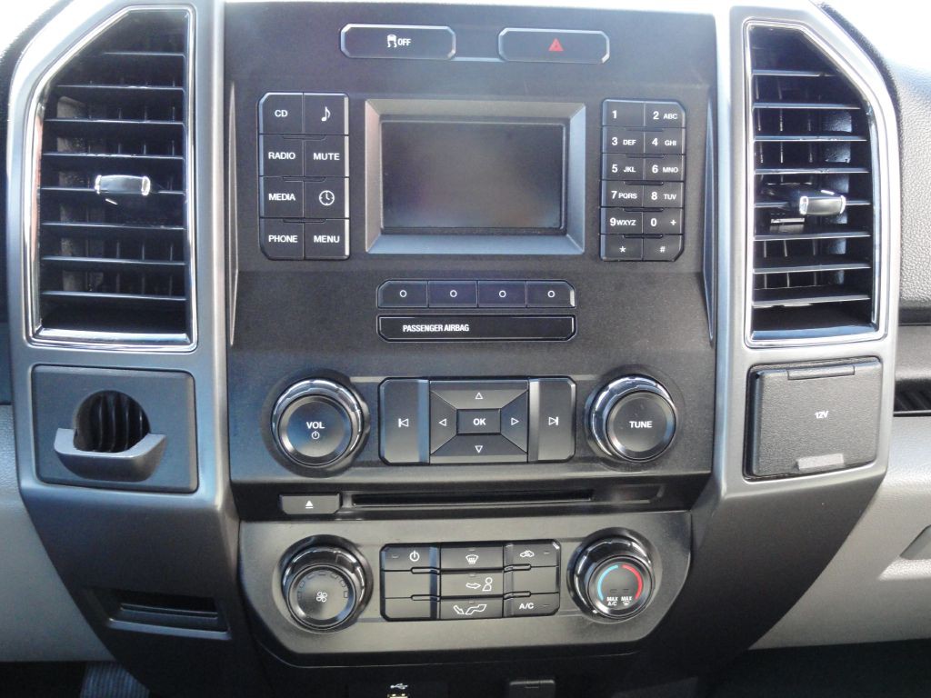 2017 Ford F-150 Image 12