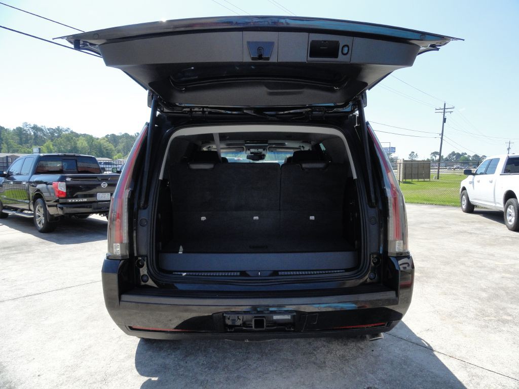 2015 Cadillac Escalade Image 15