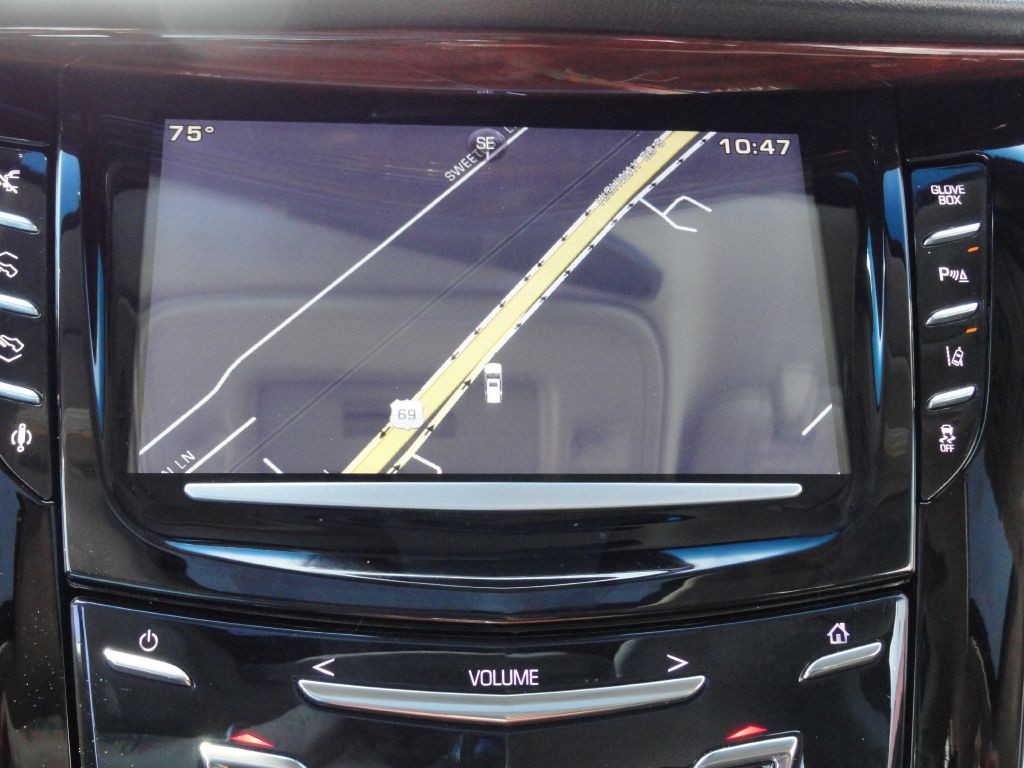 2015 Cadillac Escalade Image 23
