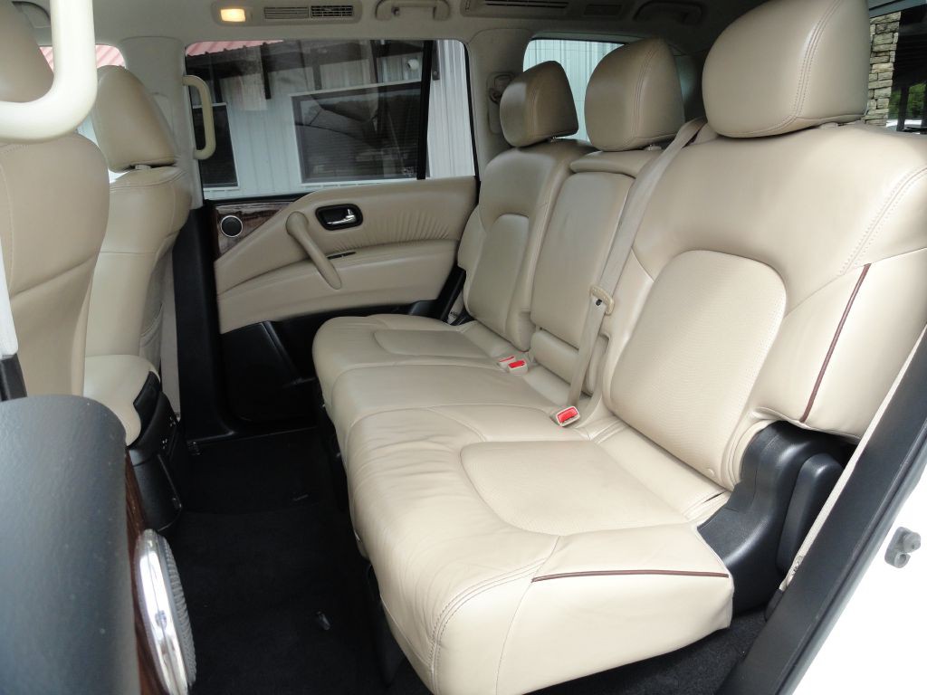 2018 Nissan Armada Image 11