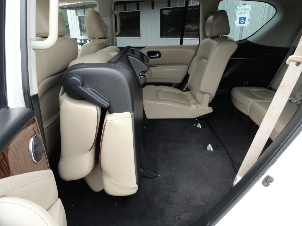 2018 Nissan Armada Image 12