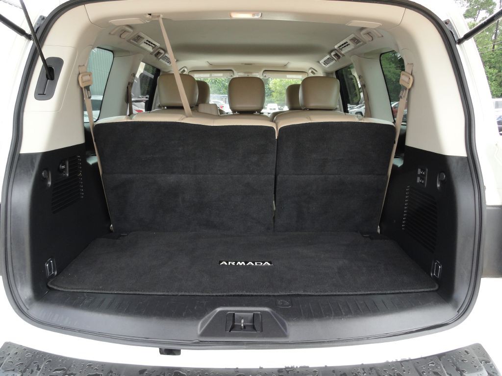 2018 Nissan Armada Image 15