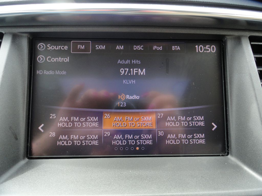 2018 Nissan Armada Image 24