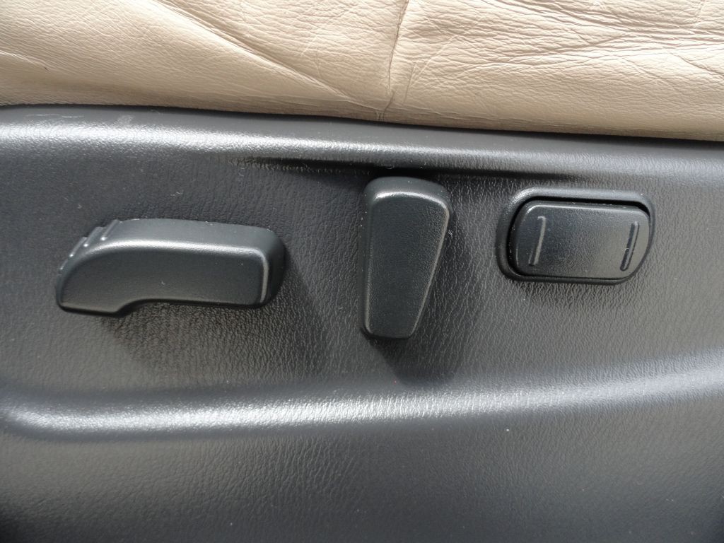 2018 Nissan Armada Image 34
