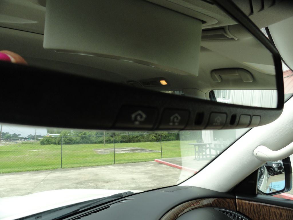 2018 Nissan Armada Image 43
