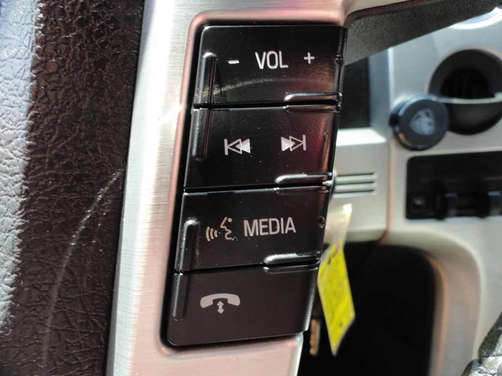 2014 Ford F-150 Image 20