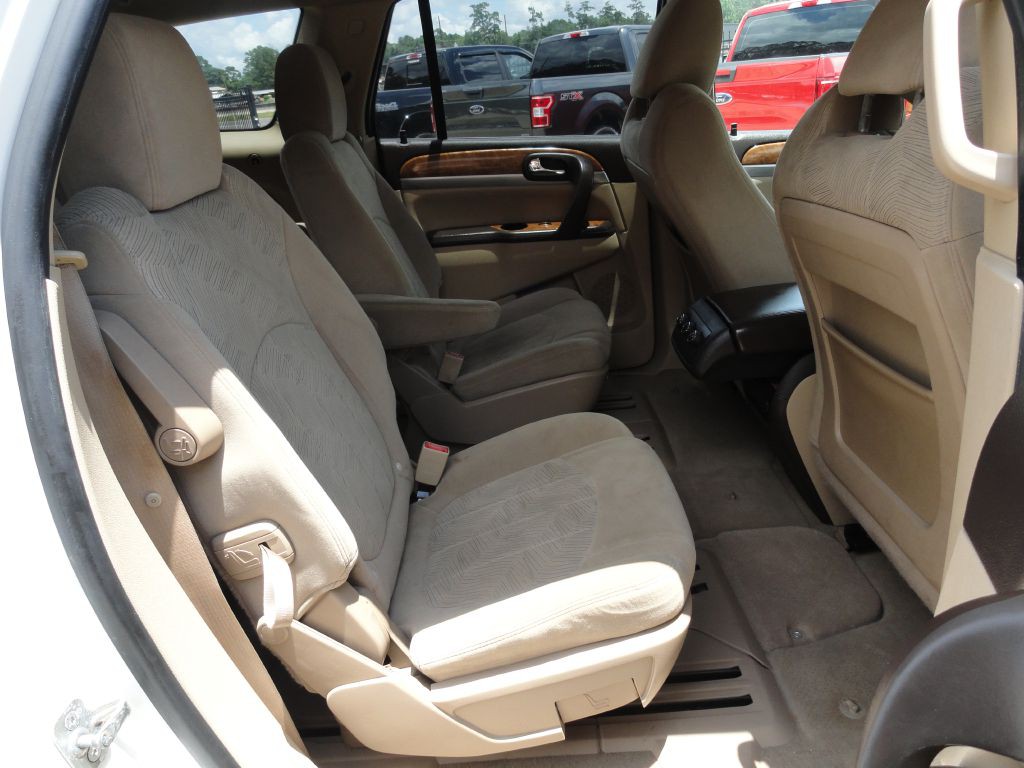 2011 Buick Enclave Image 8
