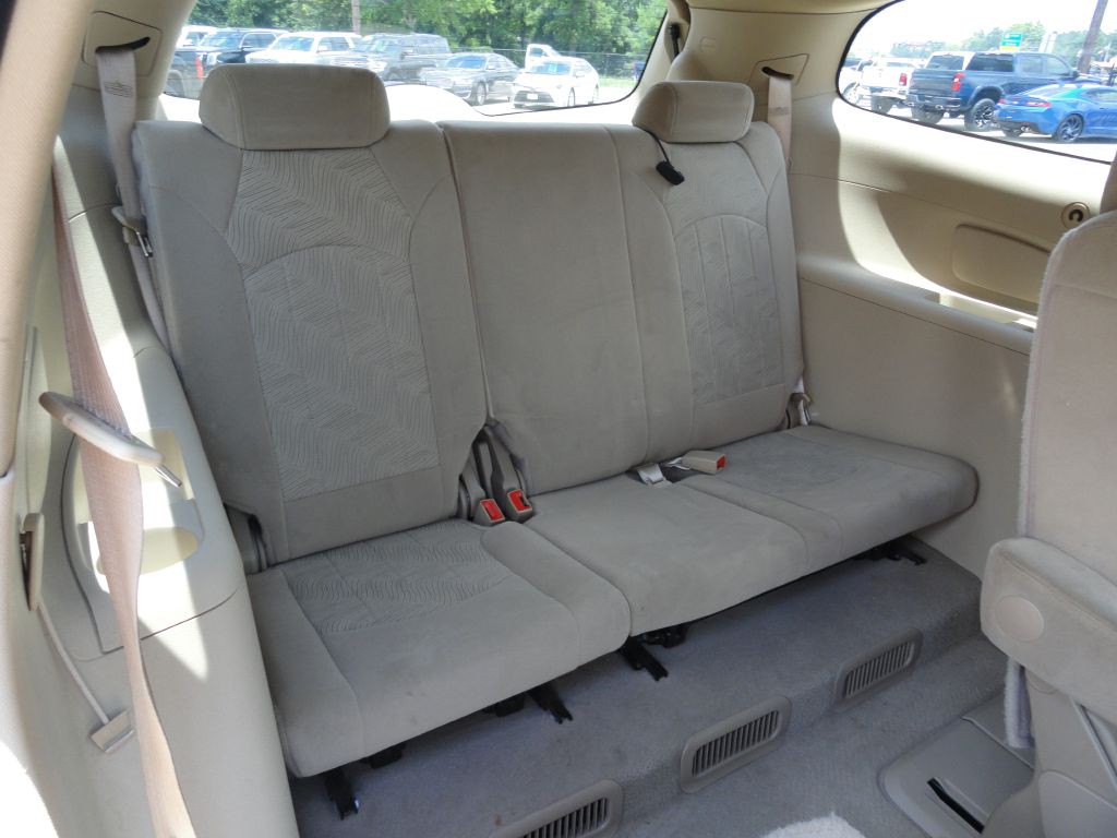 2011 Buick Enclave Image 9