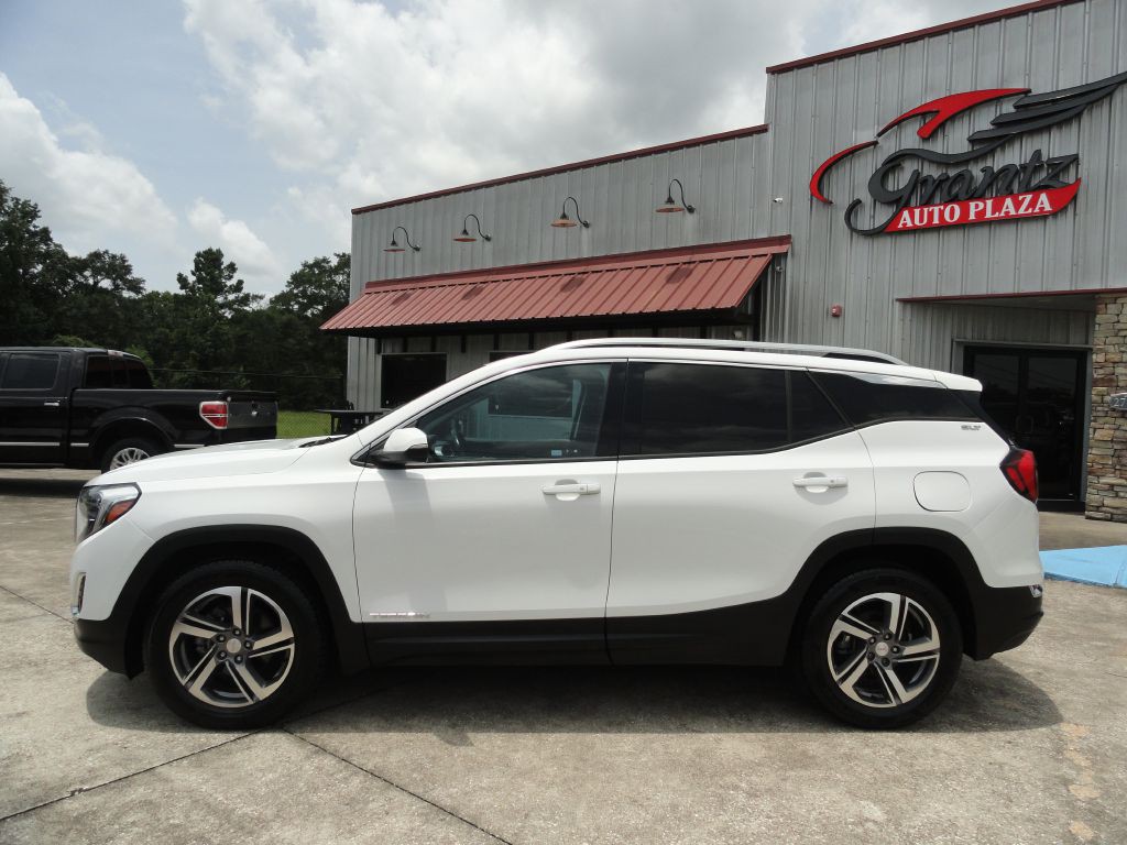 2020 GMC Terrain Image 3