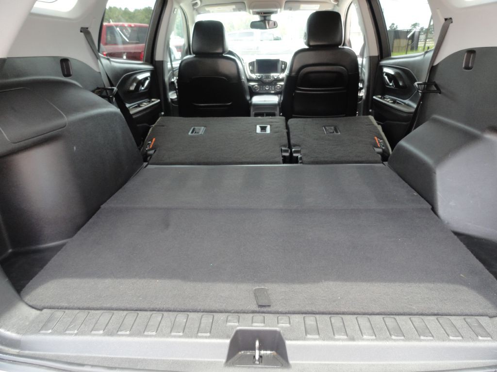 2020 GMC Terrain Image 14