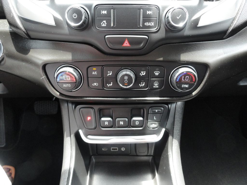 2020 GMC Terrain Image 23