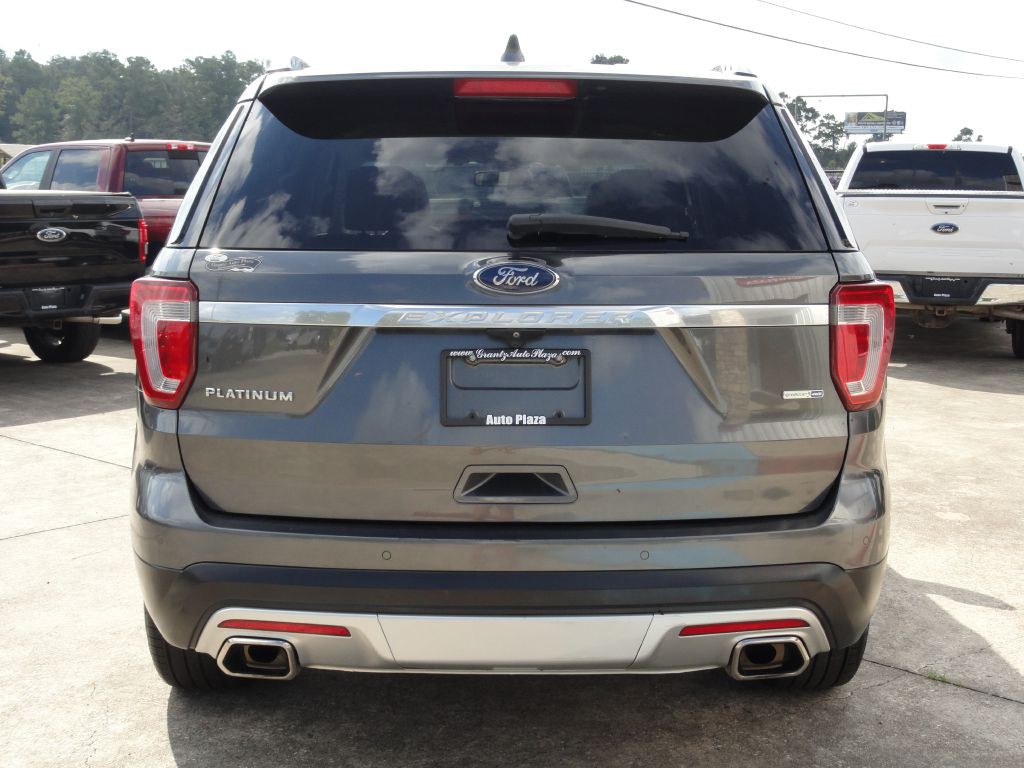 2016 Ford Explorer Image 4