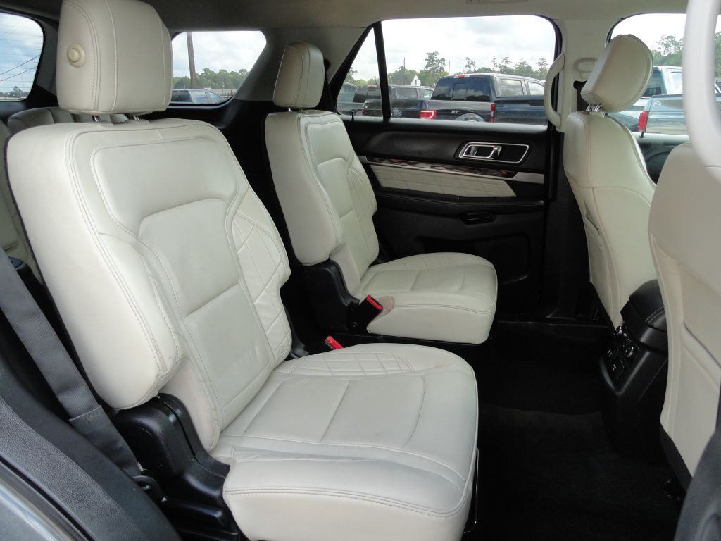 2016 Ford Explorer Image 8