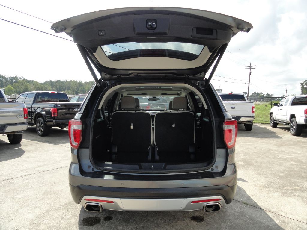 2016 Ford Explorer Image 16