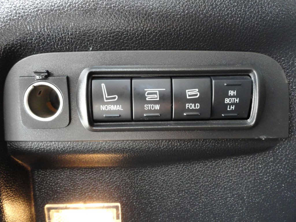 2016 Ford Explorer Image 42