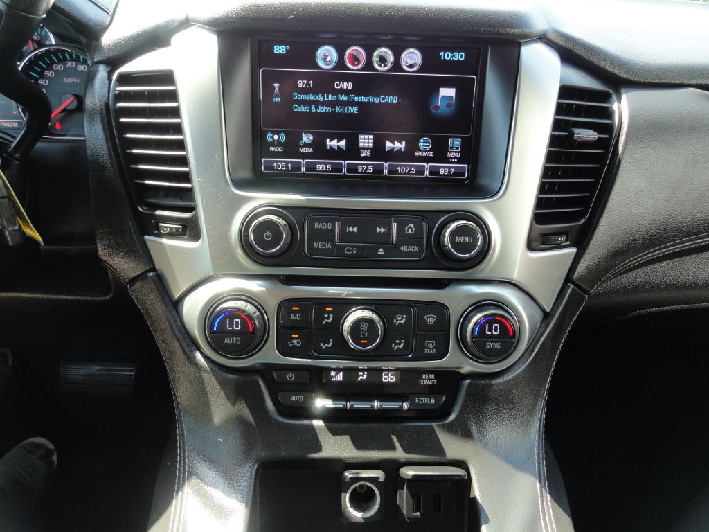 2016 Chevrolet Suburban Image 17