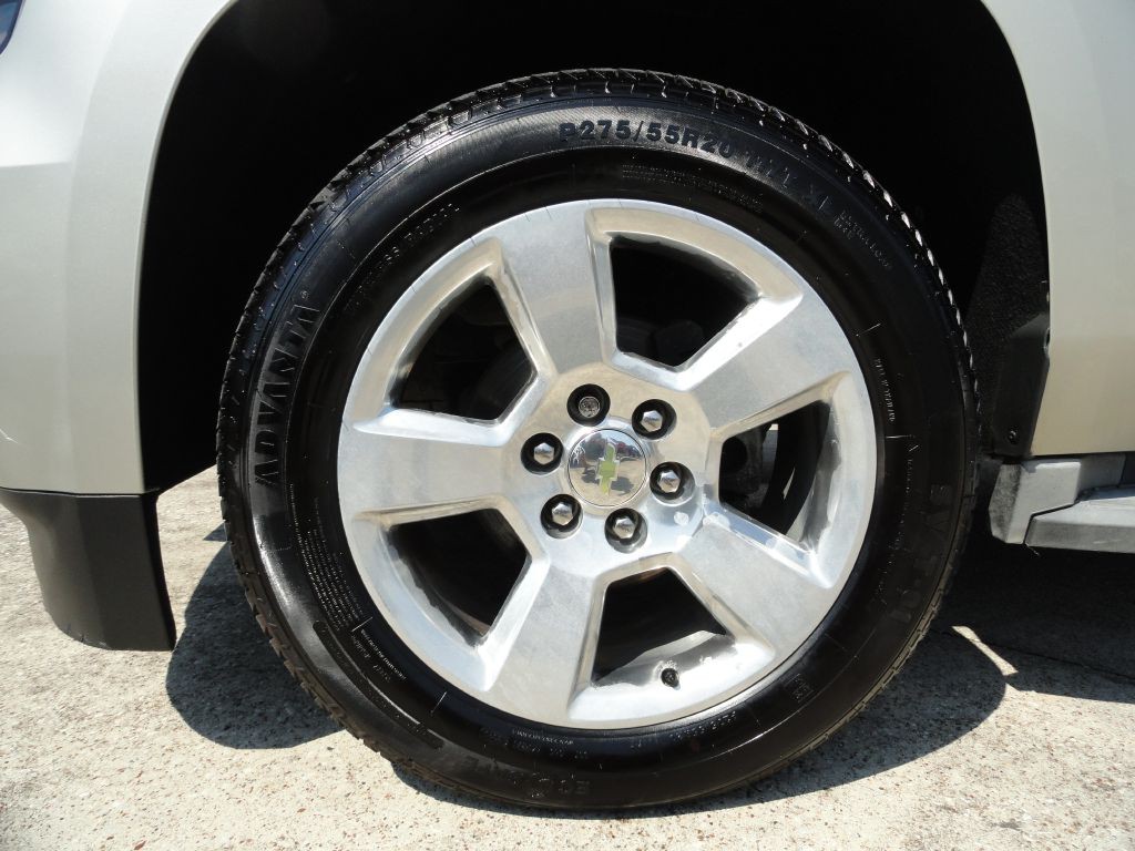 2016 Chevrolet Suburban Image 34