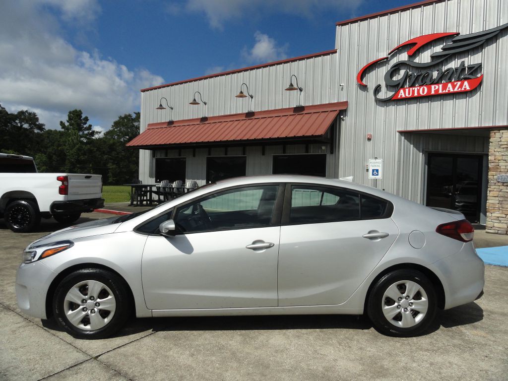 2018 Kia Forte Image 3