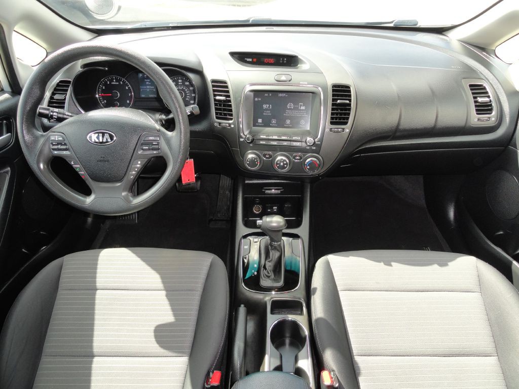 2018 Kia Forte Image 6
