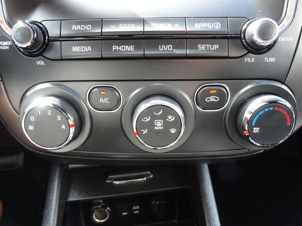 2018 Kia Forte Image 17