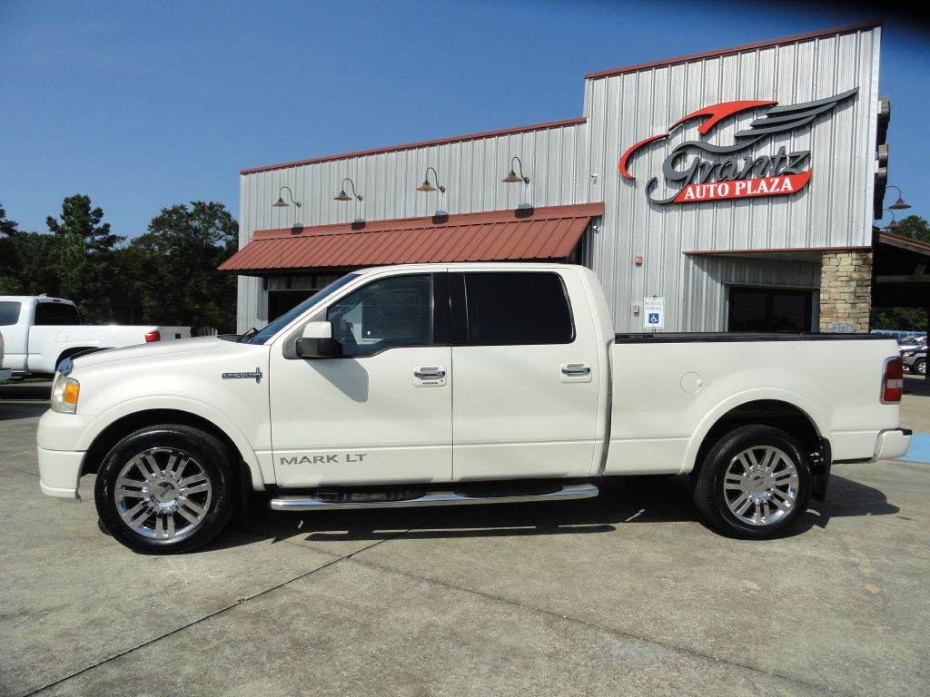 2007 Lincoln Mark LT Image 3