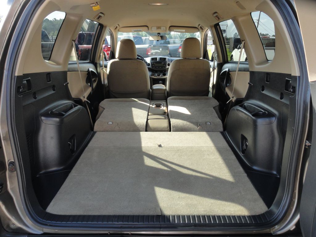 2012 Toyota Rav4 Image 13