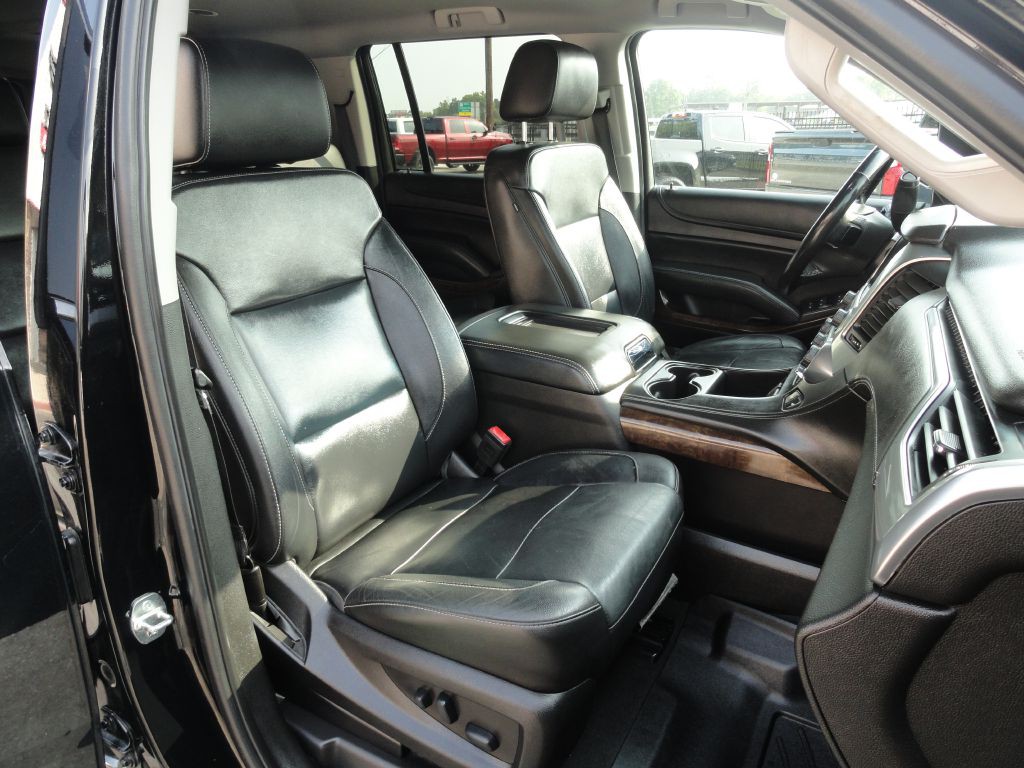 2019 Chevrolet Suburban Image 8