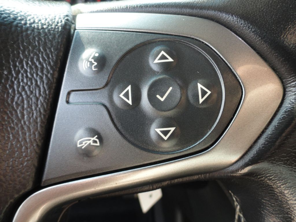 2019 Chevrolet Suburban Image 25