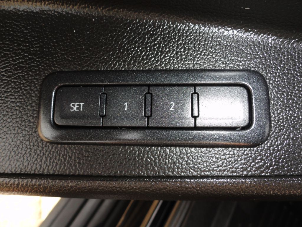 2019 Chevrolet Suburban Image 29