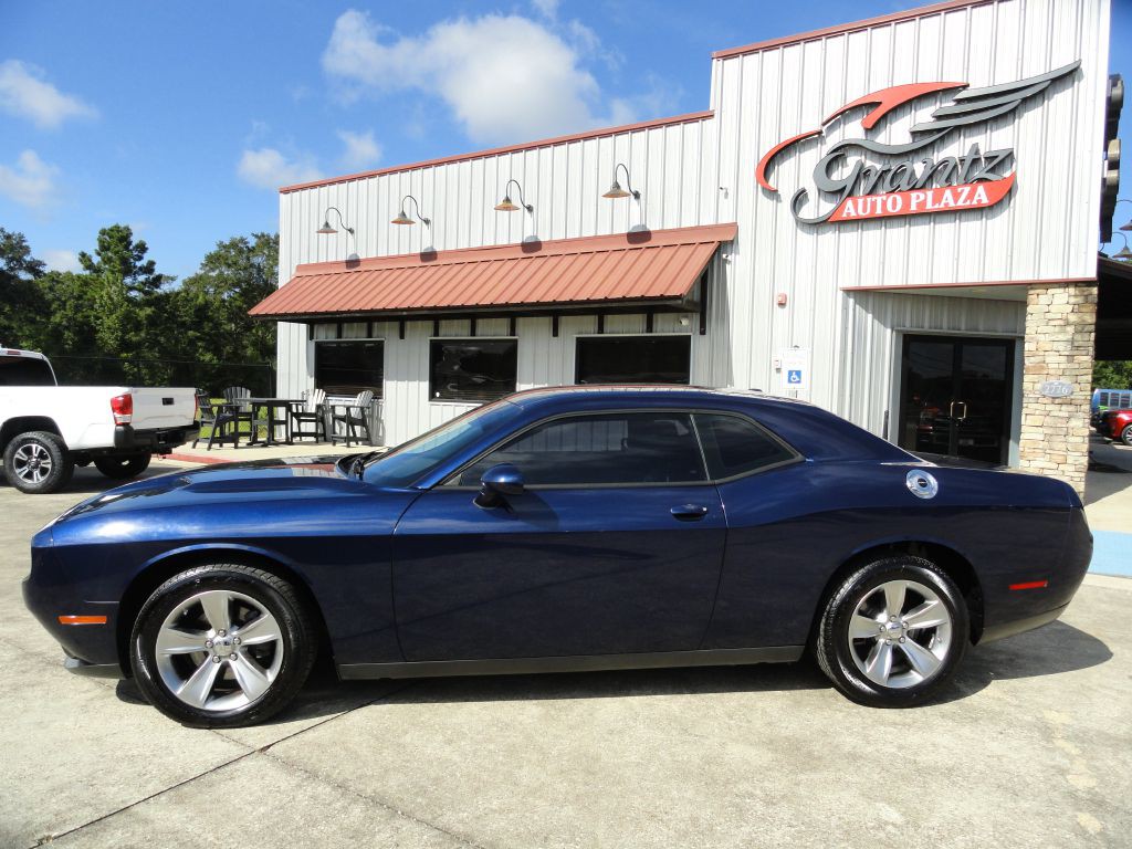 2016 Dodge Challenger Image 3