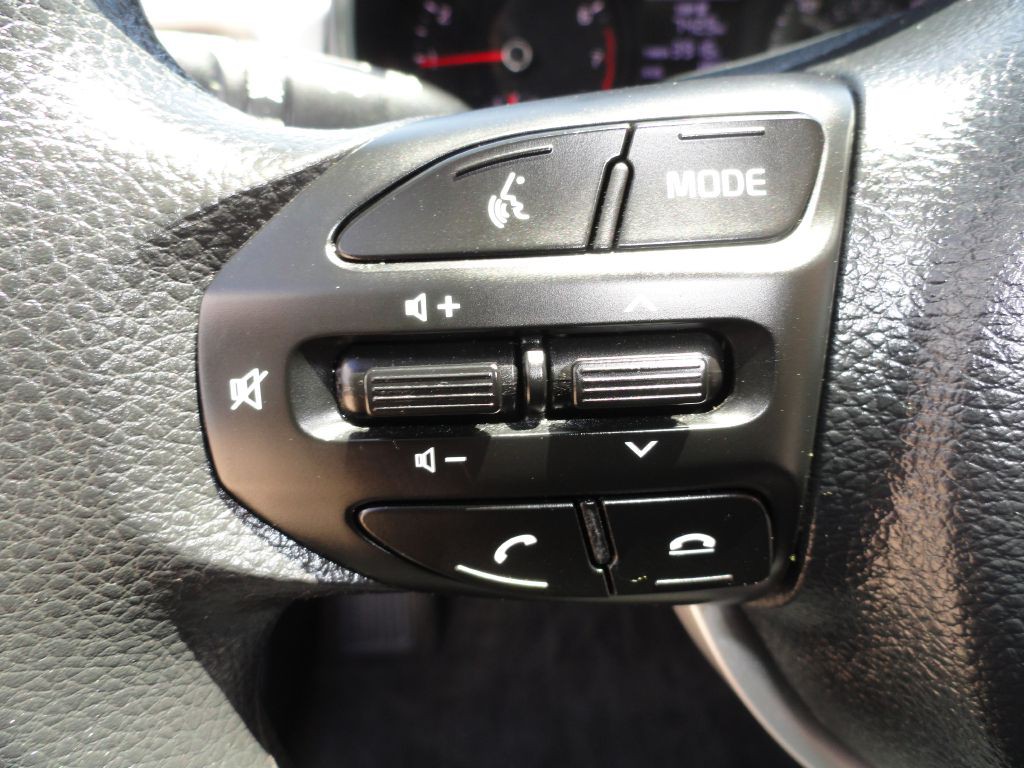 2023 Kia Rio Image 19