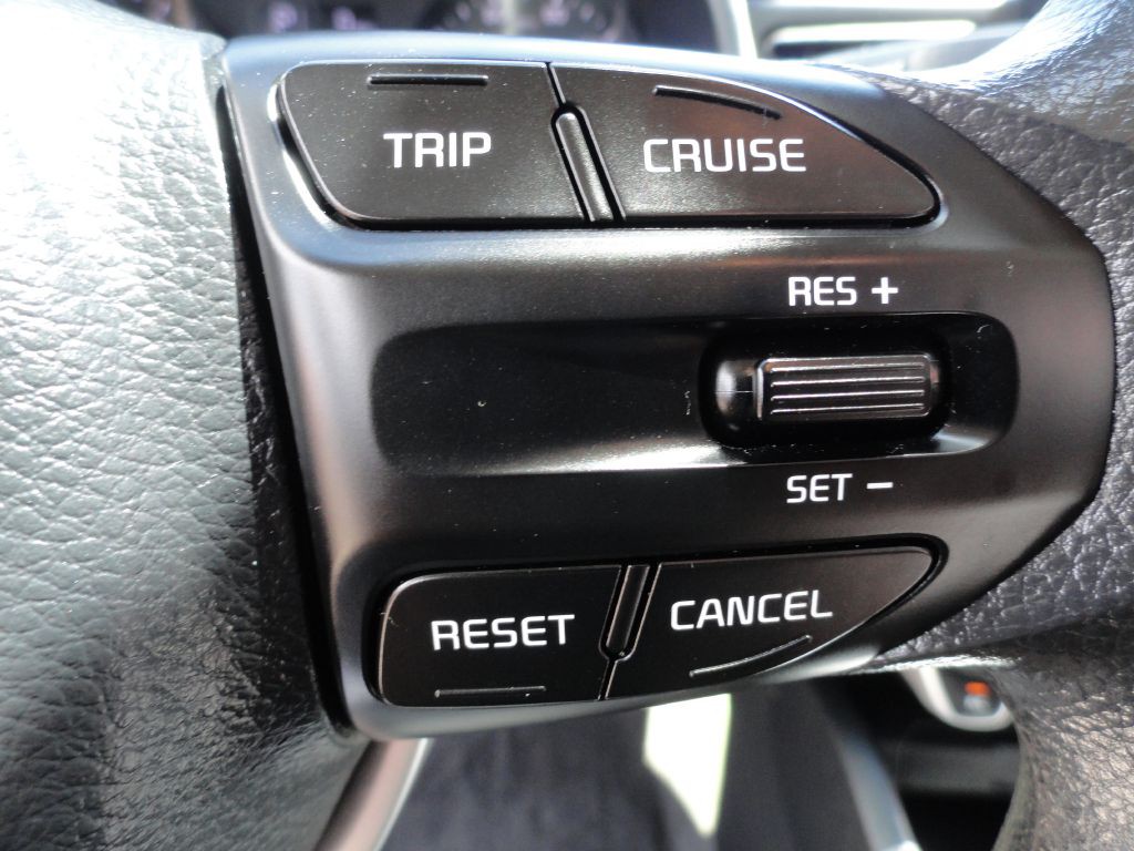 2023 Kia Rio Image 20