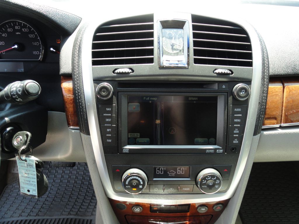 2008 Cadillac SRX Image 13