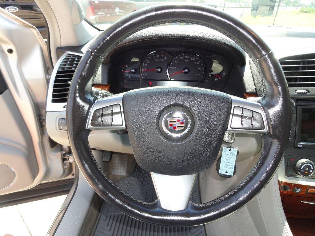 2008 Cadillac SRX Image 15