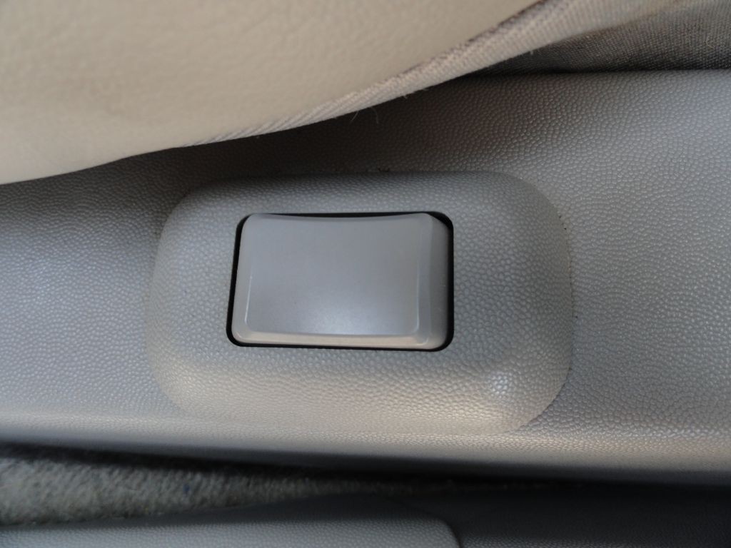 2008 Cadillac SRX Image 20
