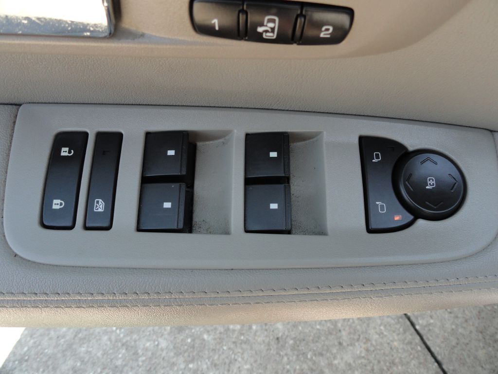 2008 Cadillac SRX Image 21
