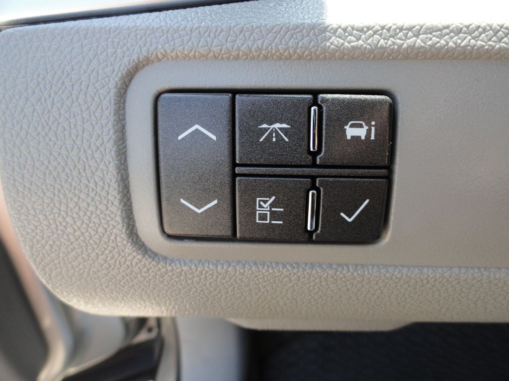 2008 Cadillac SRX Image 23