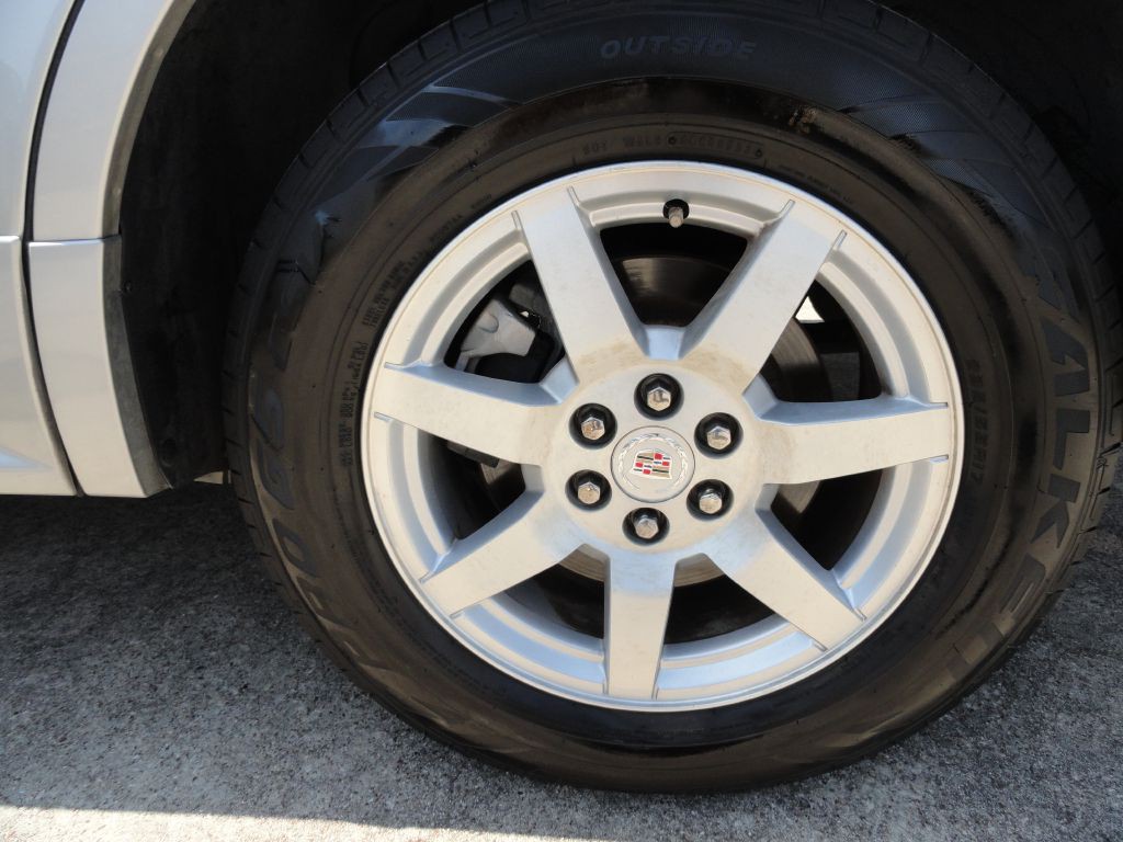 2008 Cadillac SRX Image 25