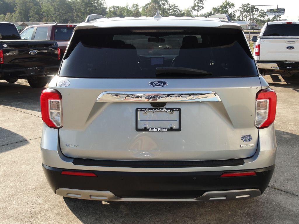 2020 Ford Explorer Image 4